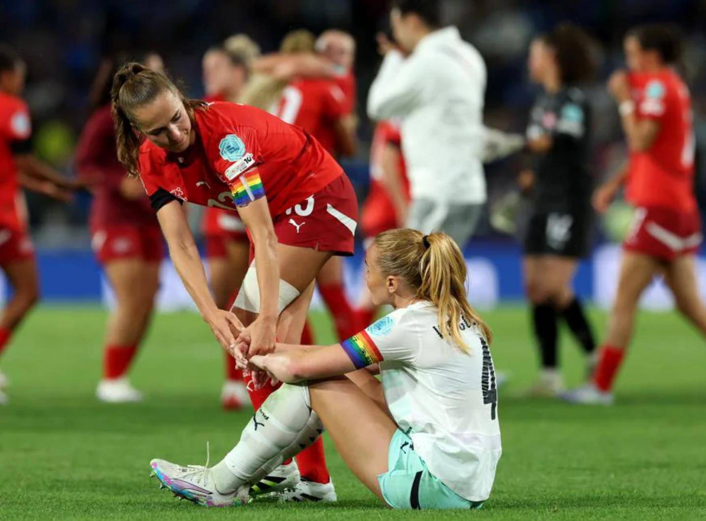 APP下载-瑞士队前途光明！，德罗巴新星夺冠表现突出全场沸腾不已(十二圆桌骑士手表官方售价)