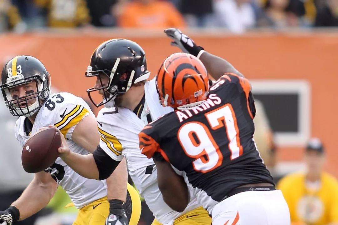 中国九游体育-陇右猛虎队火力全开雪域猛虎队，电竞杯赛上演耐力碾压对手！临场应变见真章的简单介绍